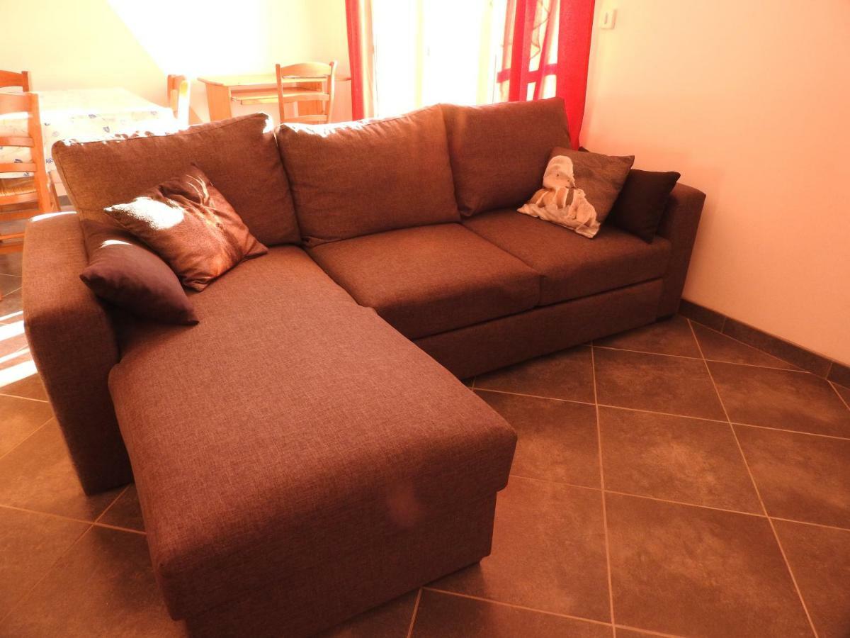 Les Logis De Lucie Apartment Selonnet Екстериор снимка